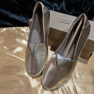 Gold flats very comfortable